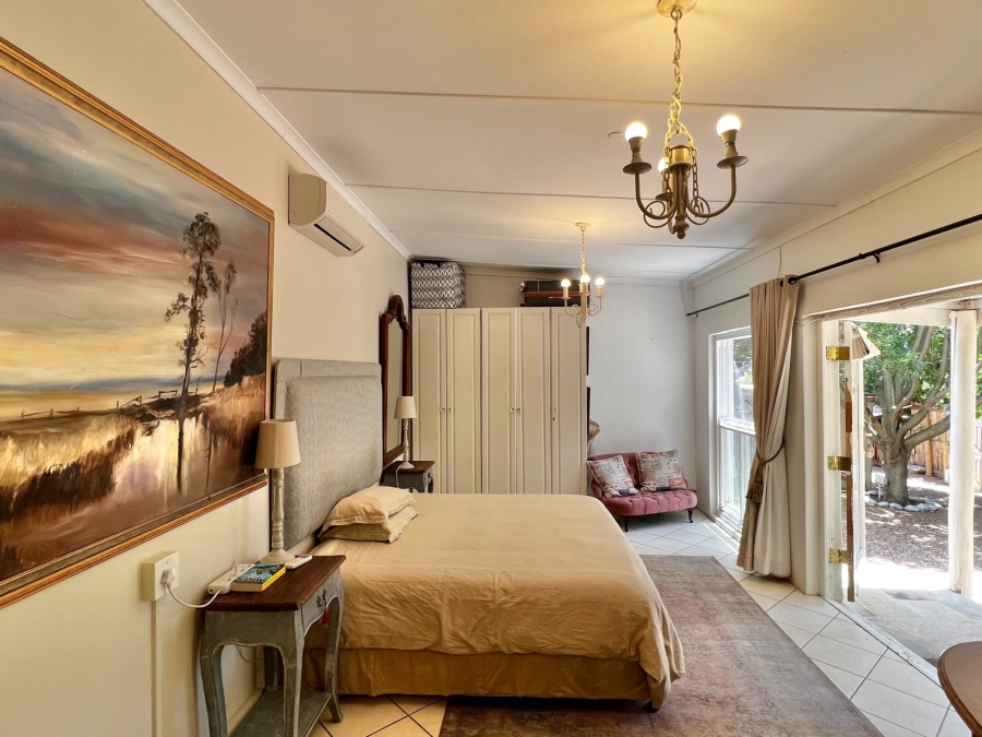 8 Bedroom Property for Sale in Raithby Western Cape